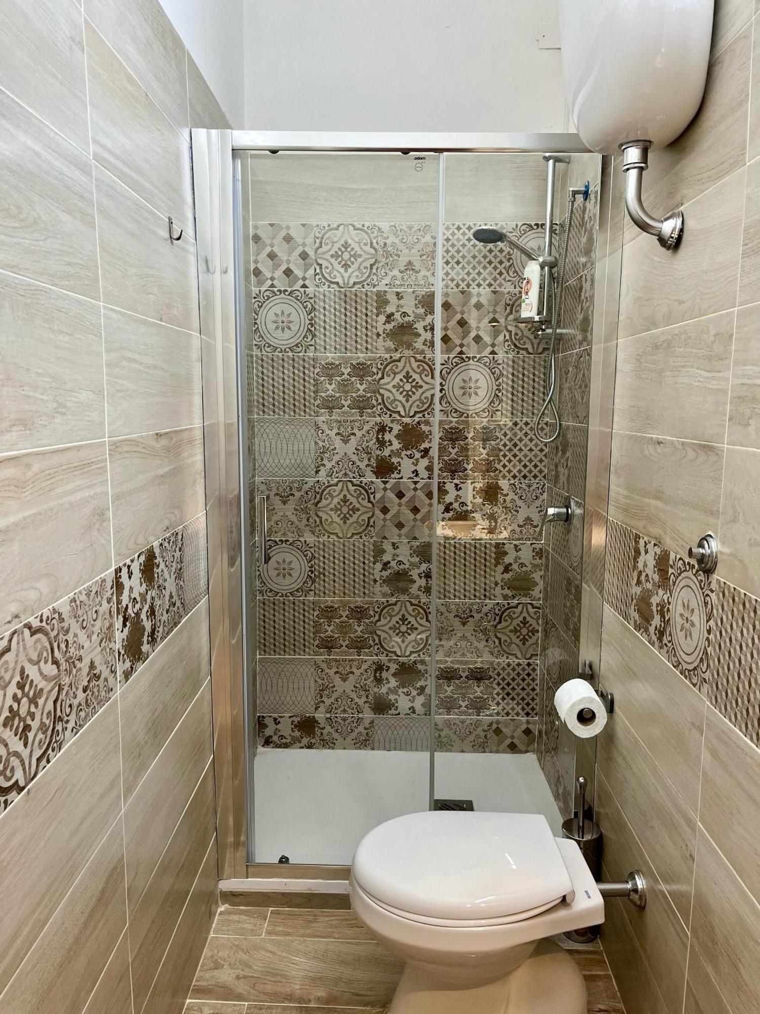 Guesthouse Marcanto - Duomo Наполи Екстериор снимка