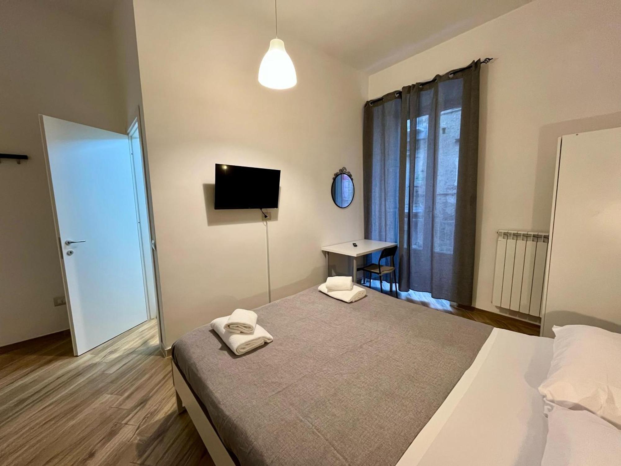 Guesthouse Marcanto - Duomo Наполи Екстериор снимка