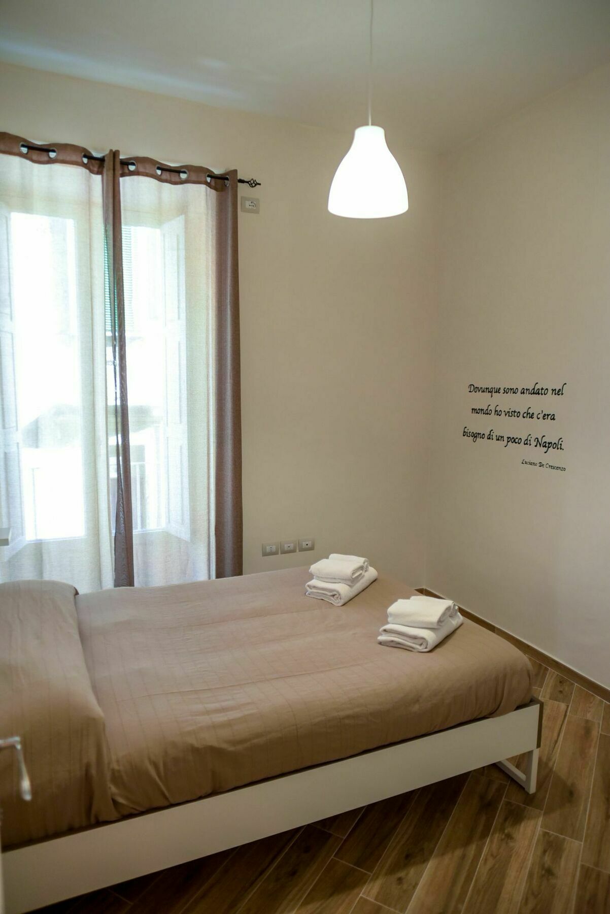Guesthouse Marcanto - Duomo Наполи Екстериор снимка